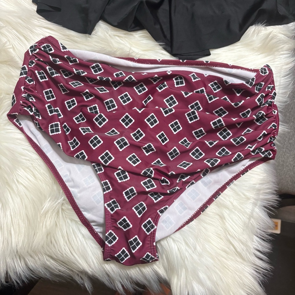 Black and Wine Women's Swimsuit - Picture 5 of 7